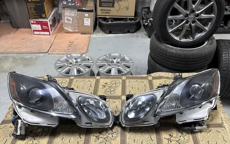 Фары передний на лексус-GS350 за 180 000 тг. в Алматы