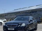 Mercedes-Benz E 200 2011 года за 6 990 000 тг. в Шымкент – фото 3