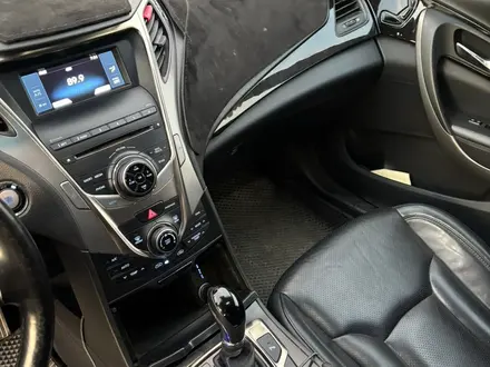 Hyundai Grandeur 2014 года за 8 350 000 тг. в Алматы – фото 27