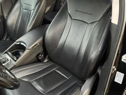 Hyundai Grandeur 2014 года за 8 350 000 тг. в Алматы – фото 29