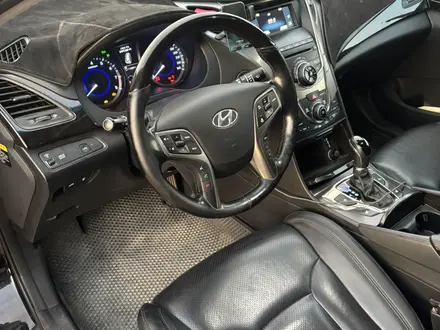 Hyundai Grandeur 2014 года за 8 350 000 тг. в Алматы – фото 31