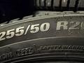 Kumho WinterCraft Ice Wi32 255/50 R20 109Tfor130 000 тг. в Караганда – фото 2