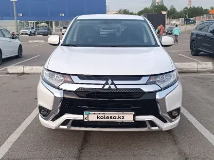 Mitsubishi Outlander 2022 года за 10 500 000 тг. в Алматы – фото 3
