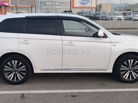 Mitsubishi Outlander 2022 года за 10 500 000 тг. в Алматы – фото 4