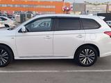 Mitsubishi Outlander 2022 годаүшін10 500 000 тг. в Алматы – фото 5