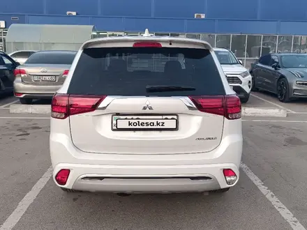 Mitsubishi Outlander 2022 года за 10 500 000 тг. в Алматы – фото 8