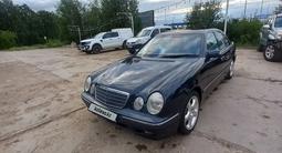 Mercedes-Benz E 280 1999 годаfor6 700 000 тг. в Астана