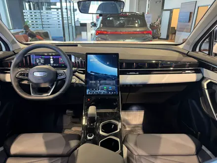 Geely Atlas Flagship 2025 года за 13 190 000 тг. в Астана – фото 4