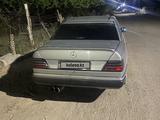 Mercedes-Benz E 260 1991 года за 1 100 000 тг. в Тараз – фото 4