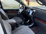 Toyota Land Cruiser Prado 2006 года за 9 500 000 тг. в Атырау – фото 4