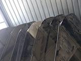 Дверь задний левый за 40 000 тг. в Алматы