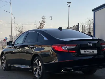 Honda Accord 2019 года за 11 500 000 тг. в Алматы – фото 4