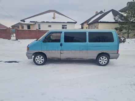 Volkswagen Caravelle 1994 года за 2 800 000 тг. в Караганда – фото 2