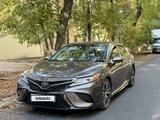 Toyota Camry 2020 года за 11 000 000 тг. в Шымкент