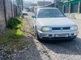 Volkswagen Golf 1998 годаүшін2 400 000 тг. в Алматы