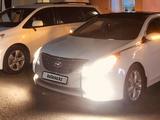 Hyundai Sonata 2013 годаfor7 000 000 тг. в Актобе – фото 2