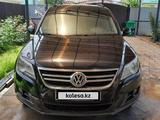 Volkswagen Tiguan 2010 года за 4 100 000 тг. в Алматы – фото 2