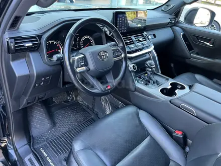 Toyota Land Cruiser GR Sport 2023 года за 45 290 000 тг. в Алматы – фото 9