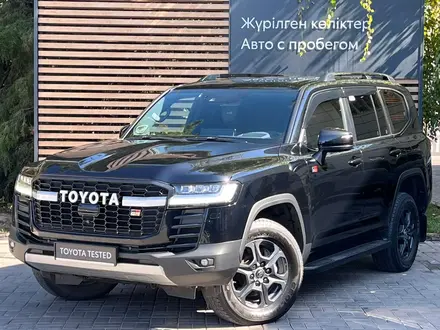 Toyota Land Cruiser GR Sport 2023 года за 45 290 000 тг. в Алматы