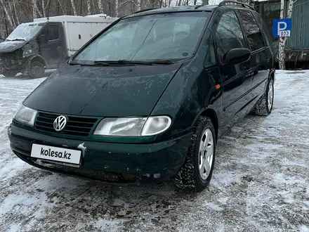 Volkswagen Sharan 1995 года за 1 400 000 тг. в Костанай – фото 2