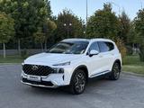 Hyundai Santa Fe 2023 годаүшін17 500 000 тг. в Шымкент