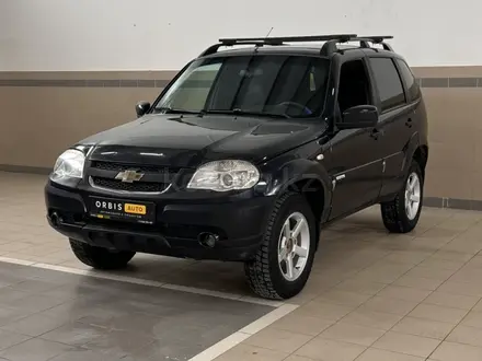 Chevrolet Niva 2013 года за 2 200 000 тг. в Атырау – фото 3