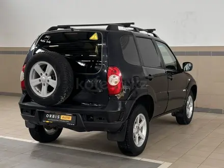 Chevrolet Niva 2013 года за 2 200 000 тг. в Атырау – фото 7