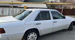 Mercedes-Benz E 230 1992 года за 1 000 000 тг. в Алматы – фото 4