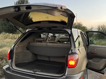 Lexus RX 300 1999 года за 4 600 000 тг. в Алматы – фото 12