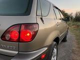Lexus RX 300 1999 годаүшін4 600 000 тг. в Алматы – фото 4