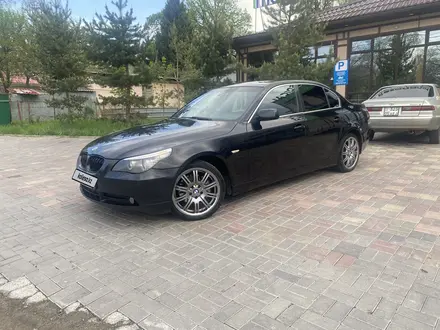 BMW 525 2004 года за 5 200 000 тг. в Алматы – фото 2