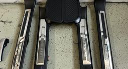 Порог салона Land Cruiser 200 за 41 580 тг. в Алматы