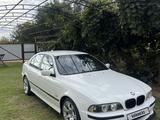 BMW 525 2000 года за 3 100 000 тг. в Уральск – фото 2