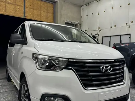 Hyundai Starex 2020 года за 14 500 000 тг. в Кентау – фото 3