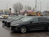Аренда авто Hong Qi EQM5 в Алматы