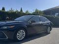 Toyota Camry 2021 годаүшін11 500 000 тг. в Тараз – фото 2