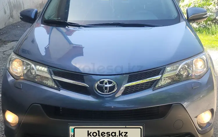 Toyota RAV4 2014 года за 9 000 000 тг. в Алматы