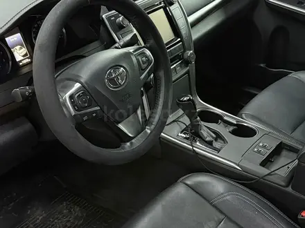 Toyota Camry 2015 года за 11 000 000 тг. в Семей – фото 7