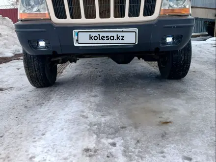 Jeep Cherokee 2005 года за 3 700 000 тг. в Усть-Каменогорск – фото 2