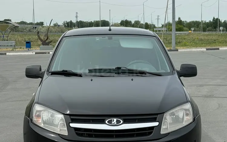 ВАЗ (Lada) Granta 2190 2013 года за 1 600 000 тг. в Семей