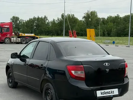 ВАЗ (Lada) Granta 2190 2013 года за 1 600 000 тг. в Семей – фото 4
