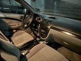 Chevrolet Lacetti 2009 года за 1 700 000 тг. в Атырау – фото 5