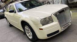 Chrysler 300C 2005 годаүшін5 000 000 тг. в Алматы