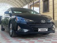 Hyundai Elantra 2020 года за 6 000 000 тг. в Актау