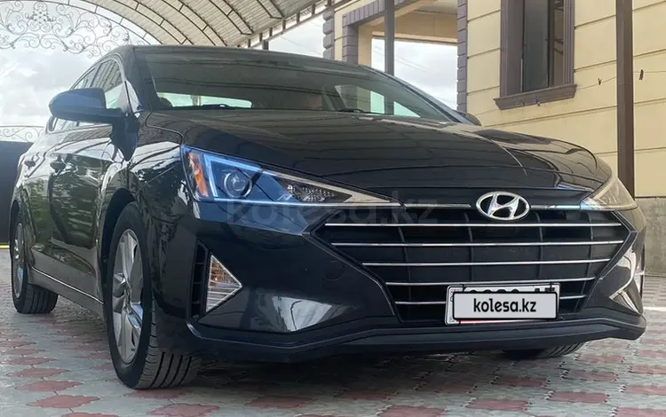 Hyundai Elantra 2020 года за 6 000 000 тг. в Актау