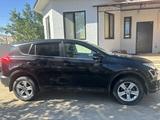 Toyota RAV4 2013 годаfor11 000 000 тг. в Атырау – фото 4