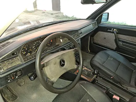Mercedes-Benz 190 1992 года за 1 300 000 тг. в Атырау