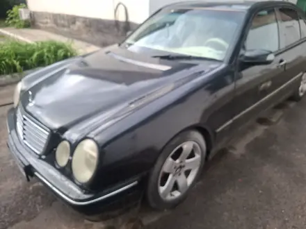 Mercedes-Benz E 280 2000 года за 3 600 000 тг. в Алматы – фото 10
