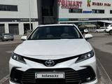 Toyota Camry 2023 года за 14 600 000 тг. в Алматы