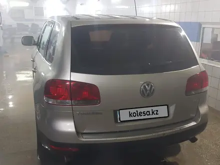 Volkswagen Touareg 2006 года за 3 000 000 тг. в Актобе